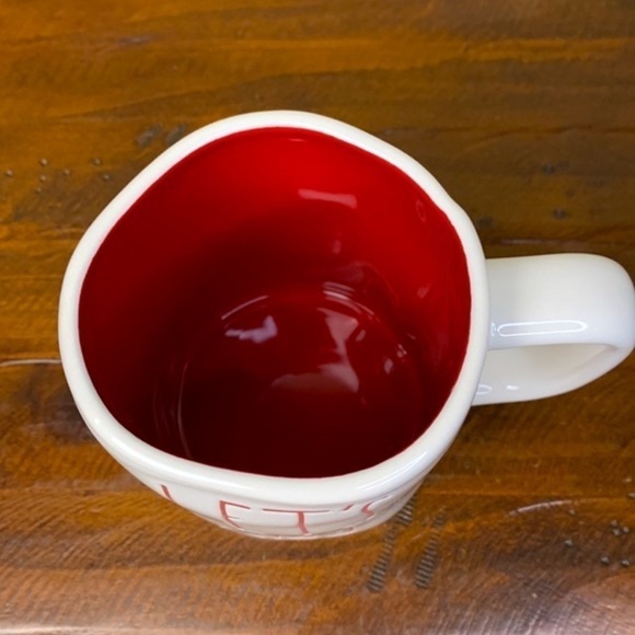 Rae Dunn “Let’s Kiss” Mug with Red Inside - Picture 2 of 7